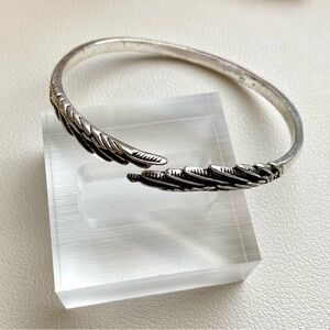 Elegant Silver Feather Bangle Bracelet